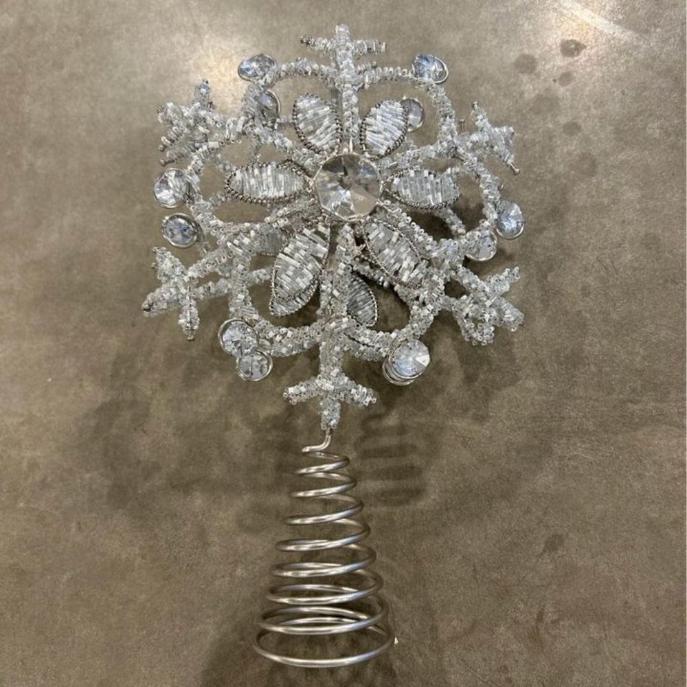 Christmas tree topper. Silver/beaded. New!